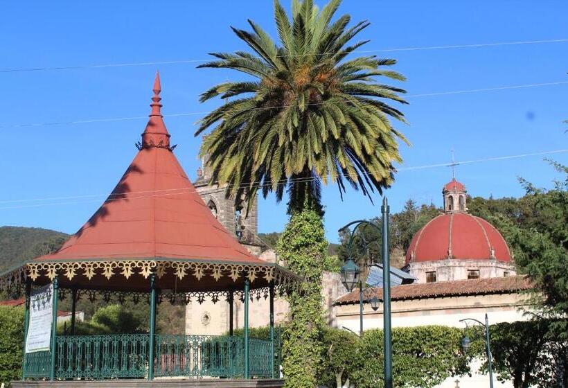 Отель Plaza Mayor