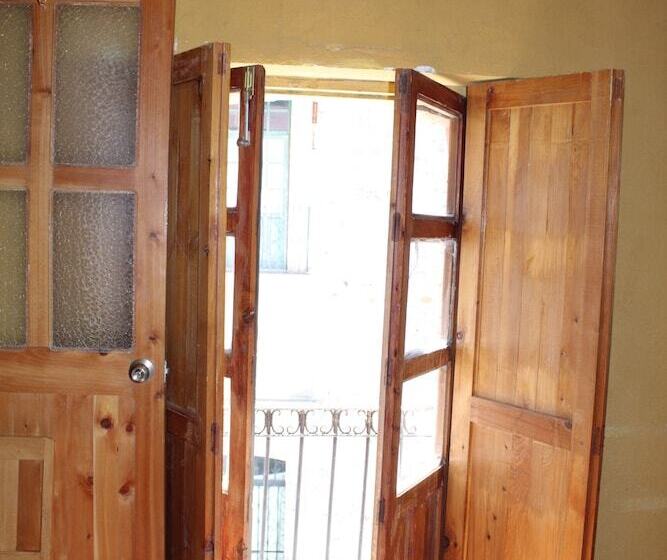 Отель Plaza Mayor