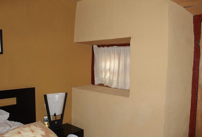 Отель Plaza Mayor