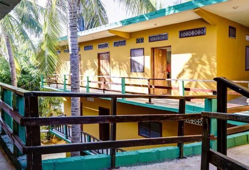 ホテル Posada Playa Manzanillo