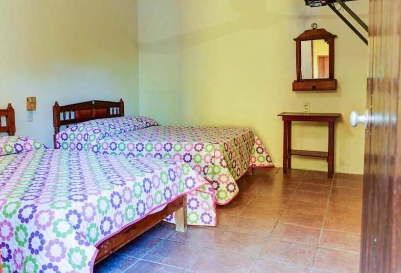 ホテル Posada Playa Manzanillo