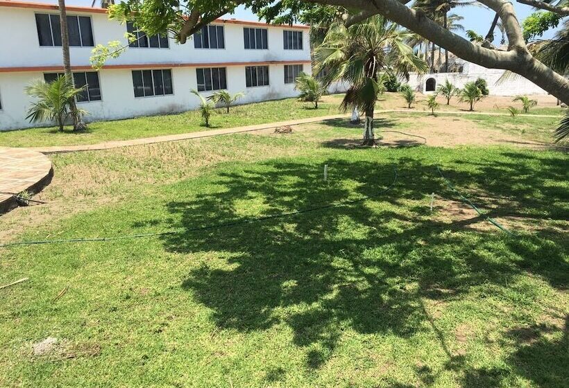 Отель Puerto Cangrejo