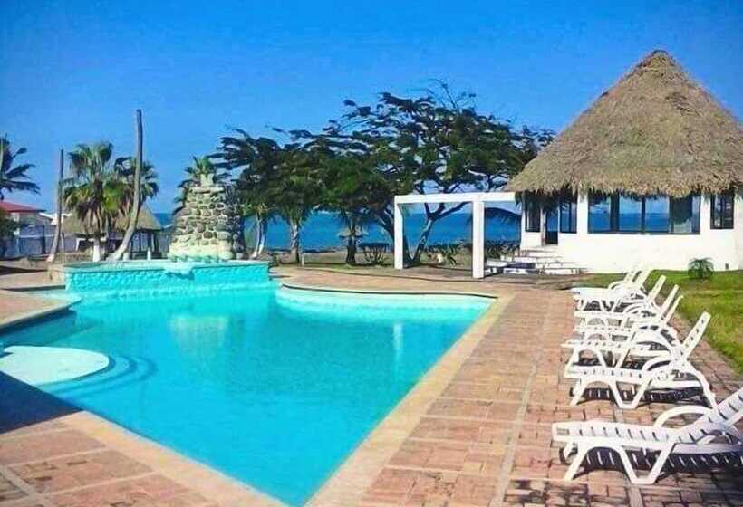 Отель Puerto Cangrejo