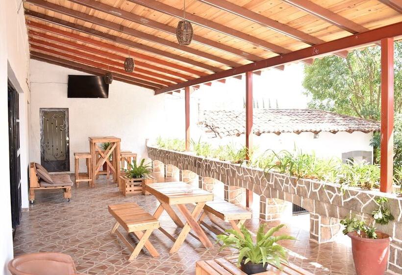 فندق Real Carretero