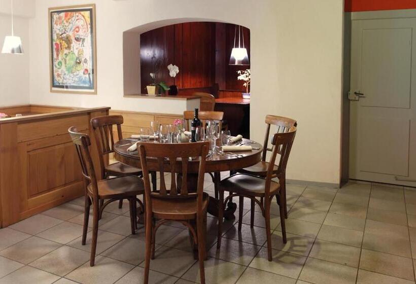 هتل Restaurant Le Giétroz