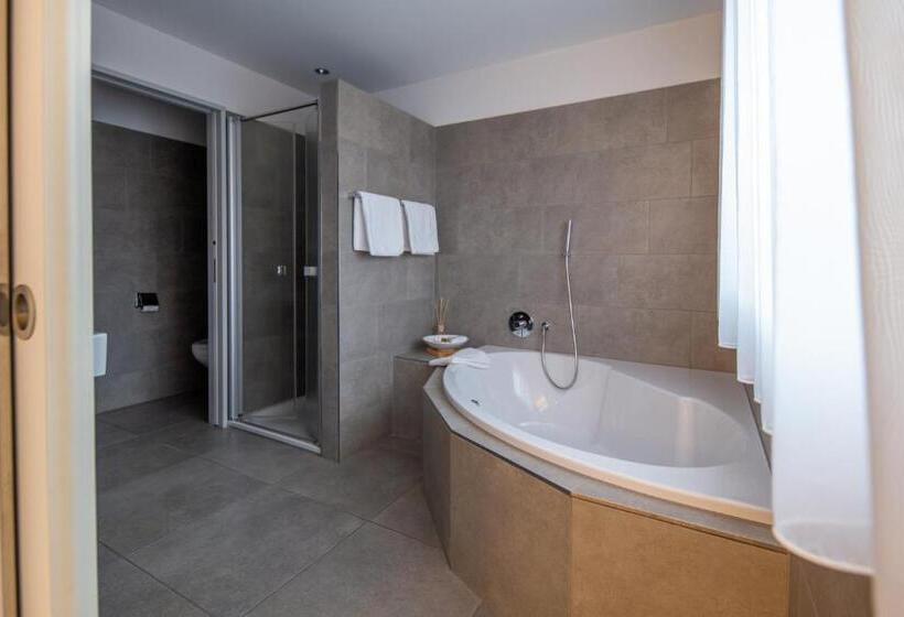 בית מלון כפרי Schäfli Siebnen