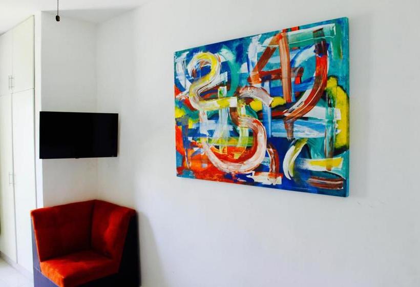 Suite 24 Boutique By Xperience S