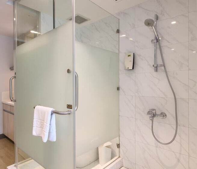 فندق The Mini Suites Eton Tower Makati