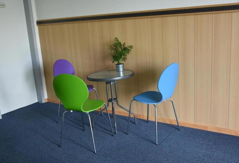 בית מלון כפרי Tower