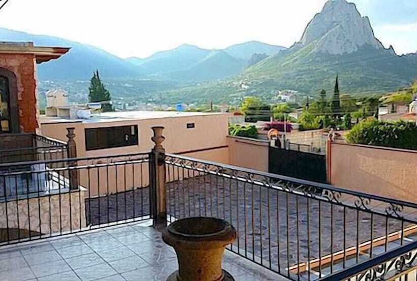 فندق Villa Bernal