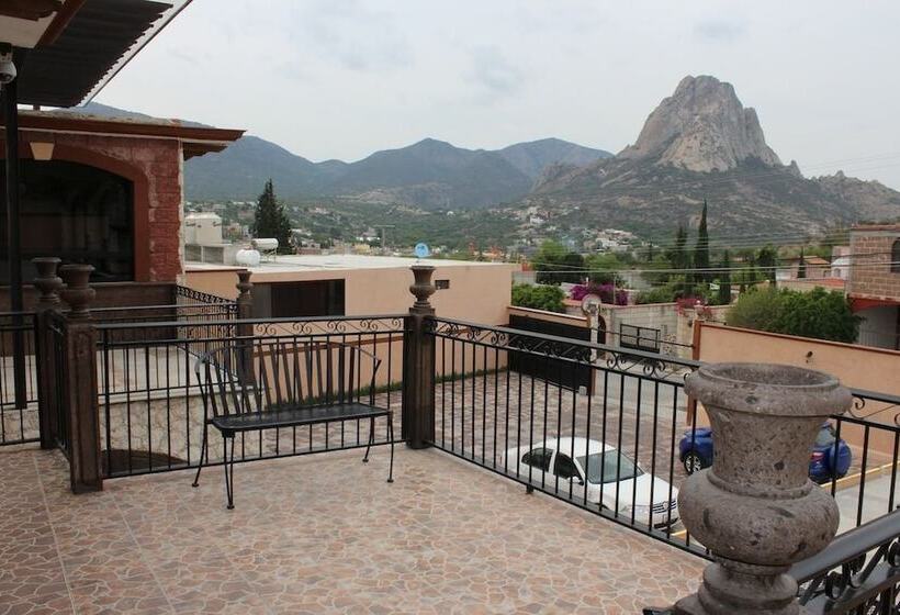 فندق Villa Bernal