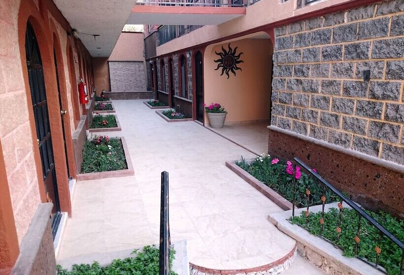 فندق Villa Bernal