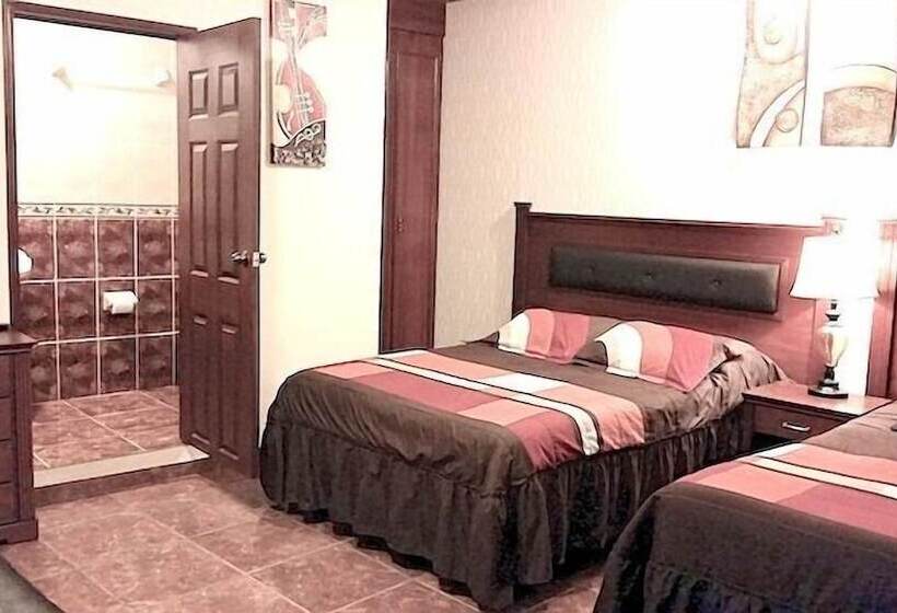 فندق Villa Bernal