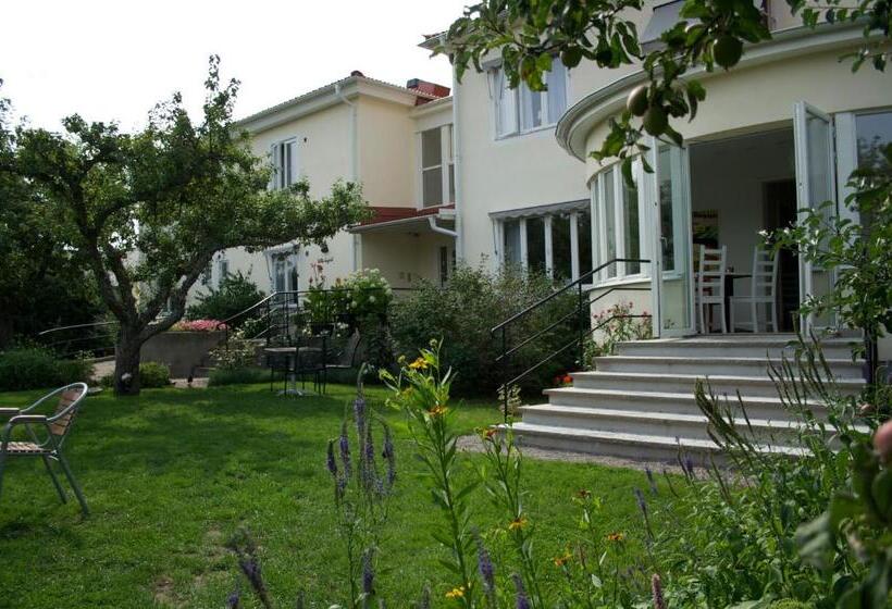 فندق Villa Ingrid