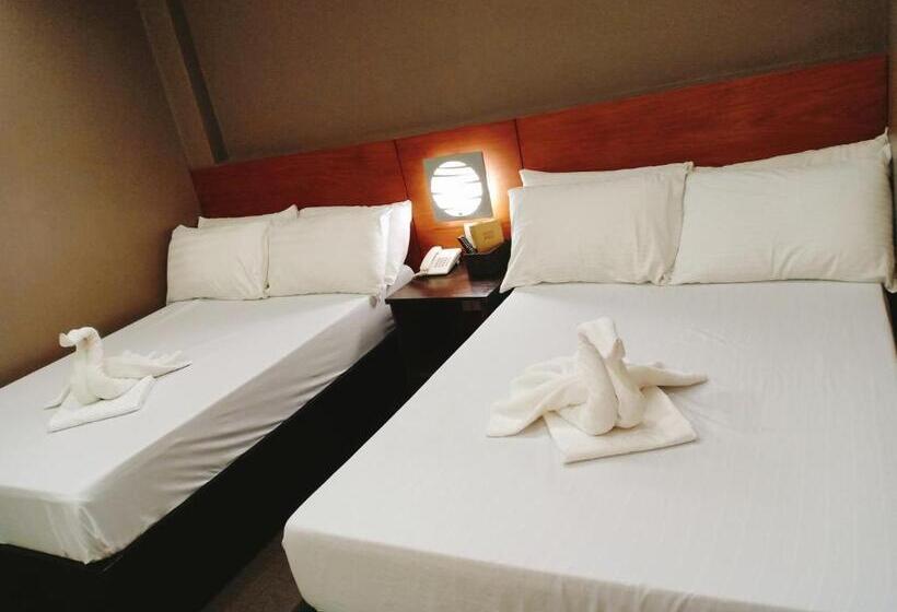 בית מלון כפרי Westgate