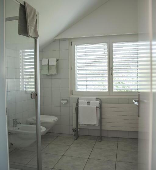 Отель Und Restaurant Wolfensberg