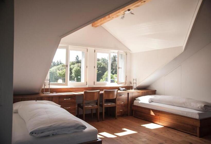 Отель Und Restaurant Wolfensberg