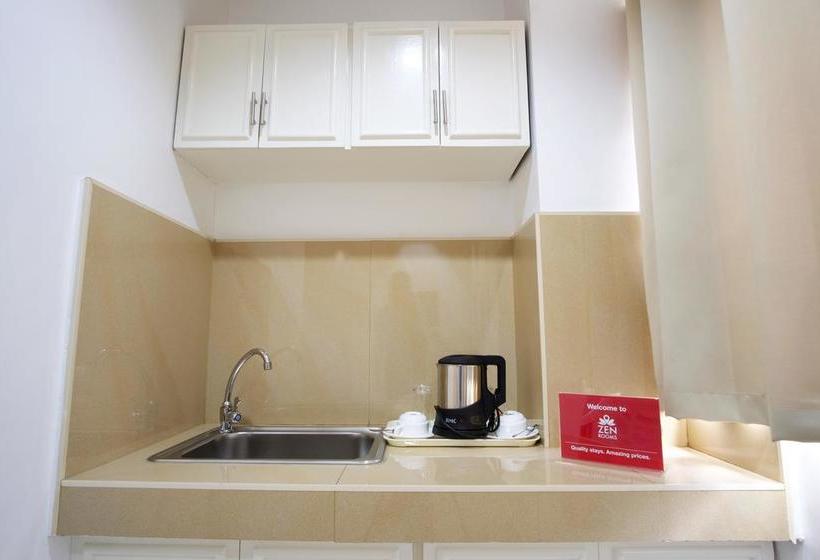 Отель Zen Rooms Pasay Airport Road