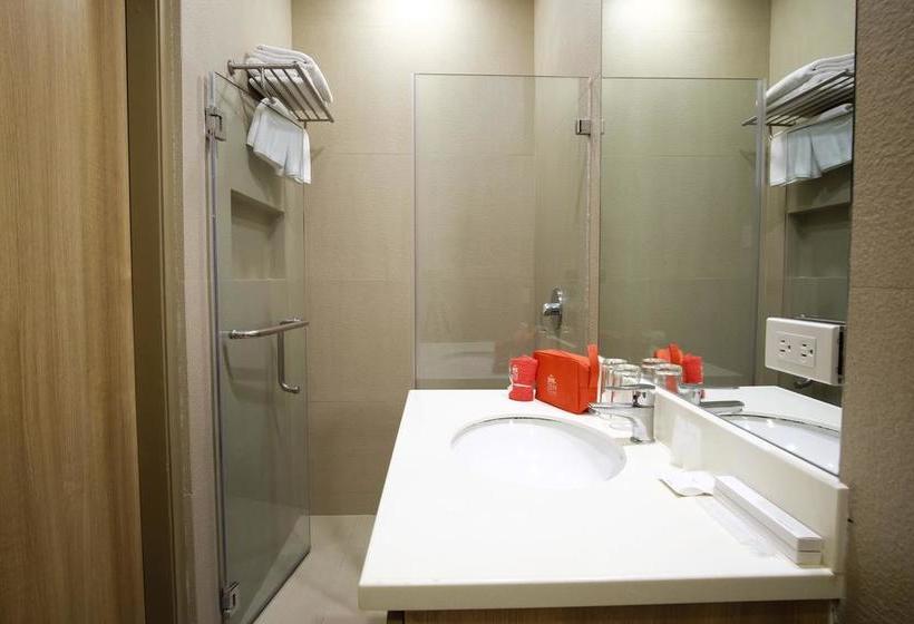 酒店 Zen Rooms Madison 101 Qc