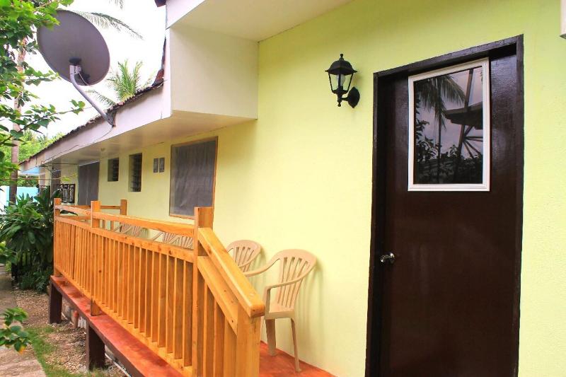 Giswold Lagunde Beach Resort