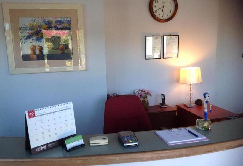 汽车旅馆  Cascades Motor Lodge