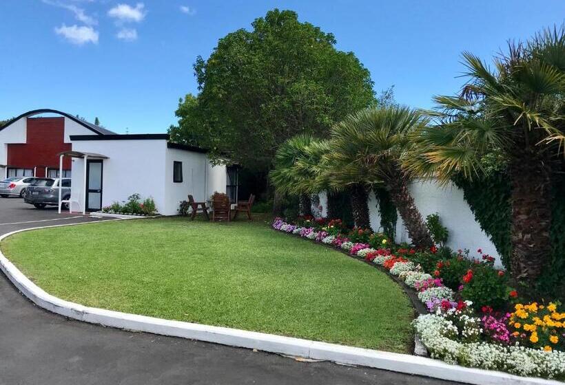 汽车旅馆  Cascades Motor Lodge