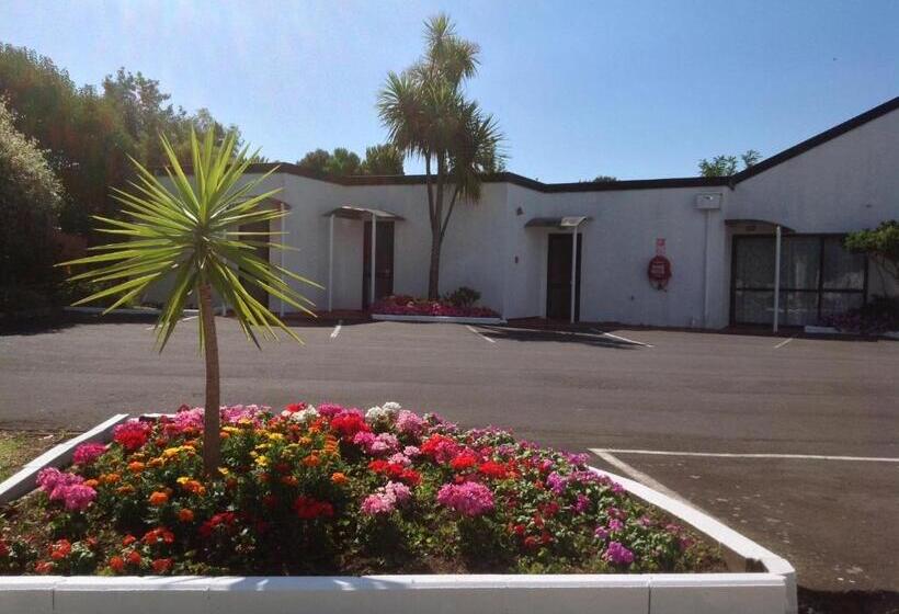 汽车旅馆  Cascades Motor Lodge