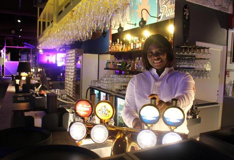 Multi Challenge Hostel