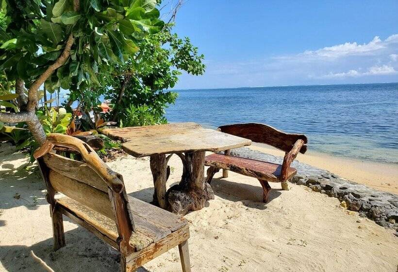 Patrick's On The Beach Resort