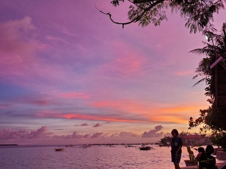 Patrick's On The Beach Resort