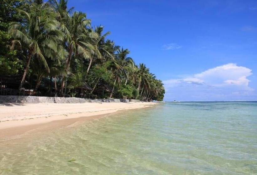 Patrick's On The Beach Resort