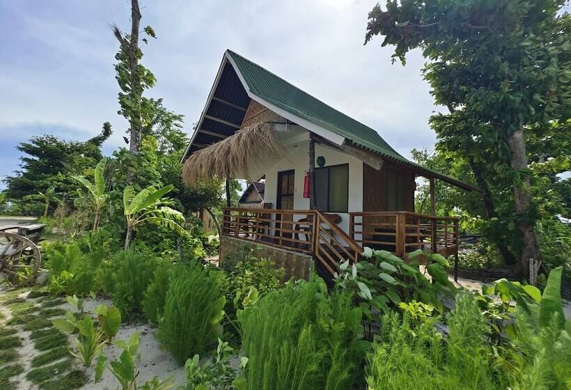 Patrick's On The Beach Resort