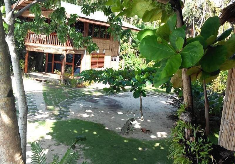 Patrick's On The Beach Resort