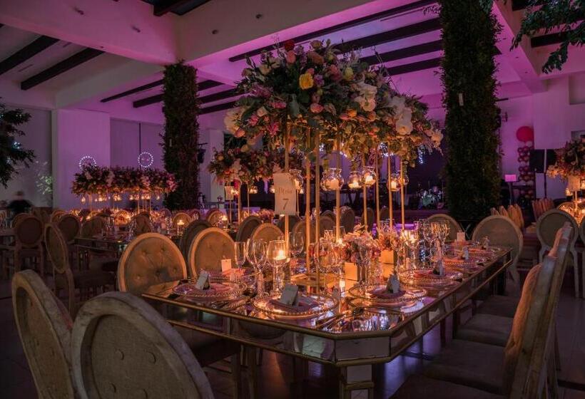 Rancho Macloy Hotel Spa & Social Events