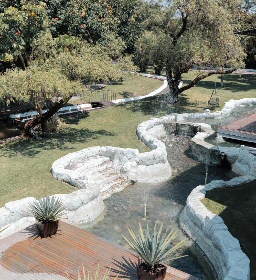 Rancho Macloy Hotel Spa & Social Events