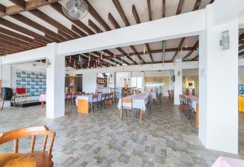 Reddoorz Plus At Hotel Metro Kalibo