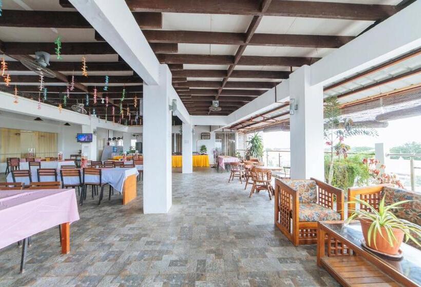 Reddoorz Plus At Hotel Metro Kalibo