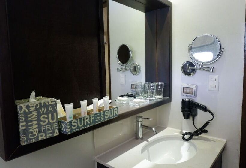 Costa Pacifica Resort