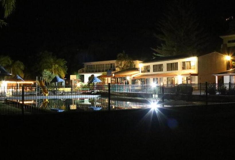 리조트 Haruru Falls Motel & Conference Centre