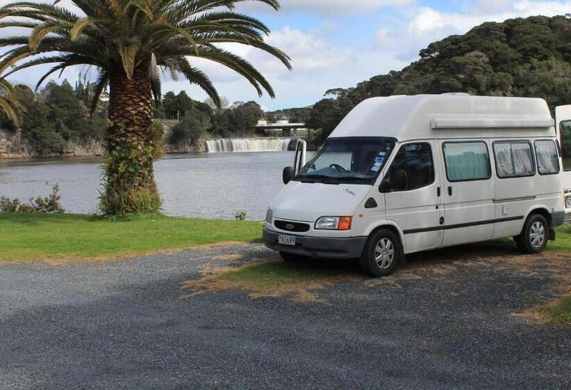 리조트 Haruru Falls Motel & Conference Centre