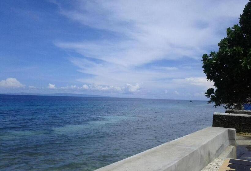 Курорт Luzmin Bh Beachfront Cottages