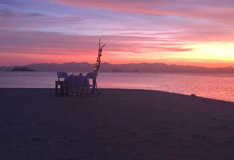 Kurort  Noanoa Island