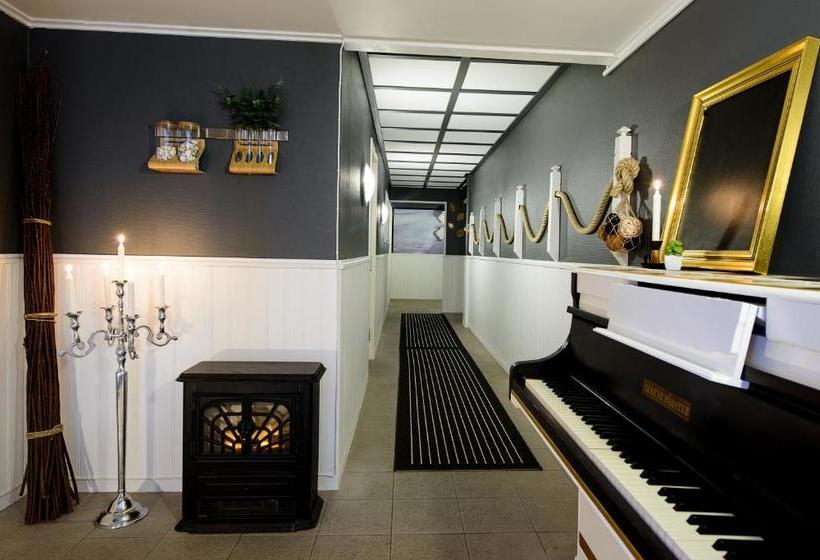 River Motell & Vandrarhem