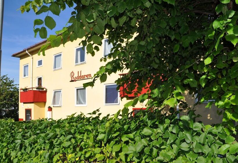 Roddaren Vandrarhem   Hostel