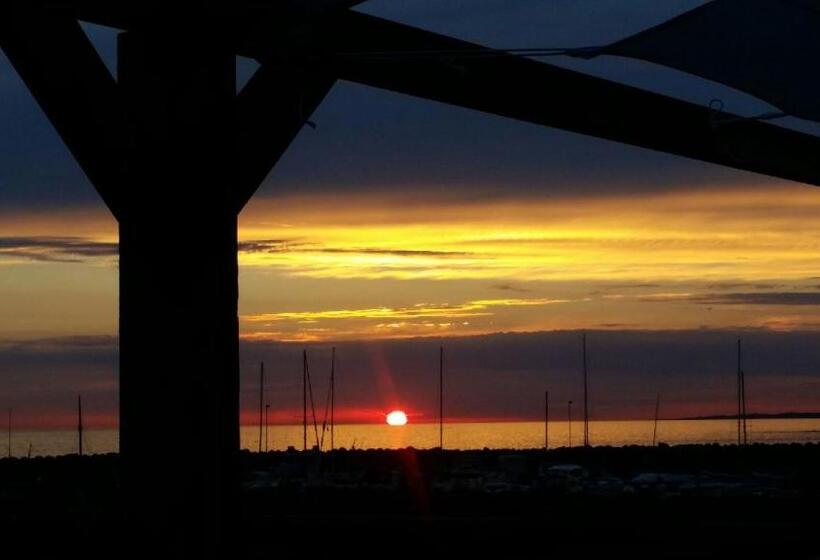 Vejbystrands Vandrarhem