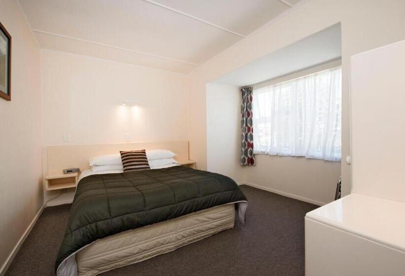 Waimarie On Riverside Motel & Apartments