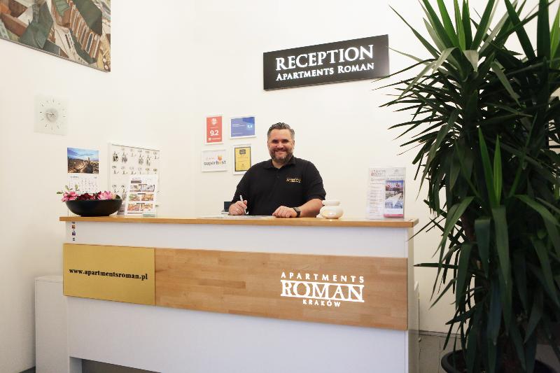 Отель Apartments Roman