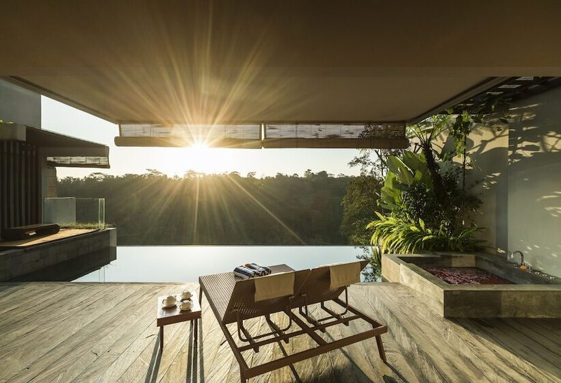 בית מלון כפרי Ayuterra Resort