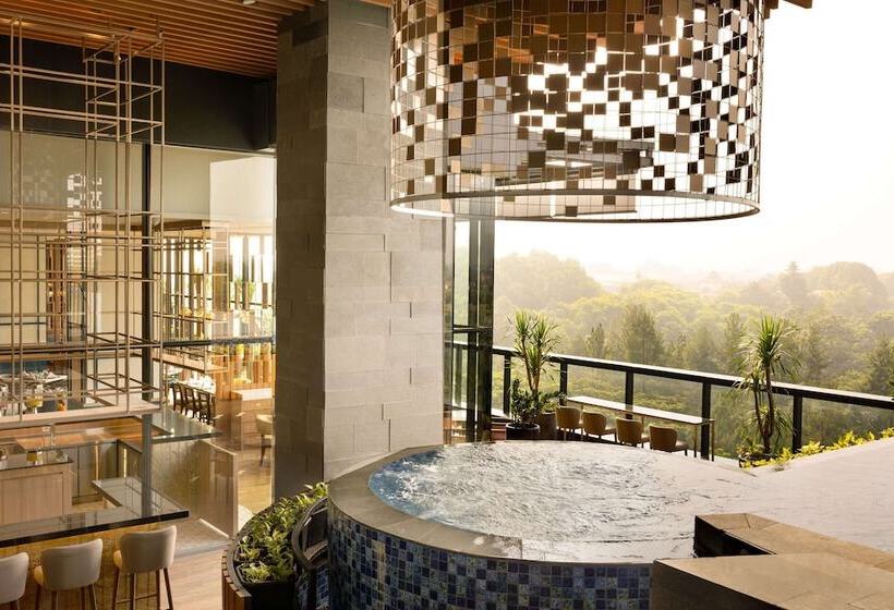 ホテル Doubletree By Hilton Jakarta Bintaro Jaya