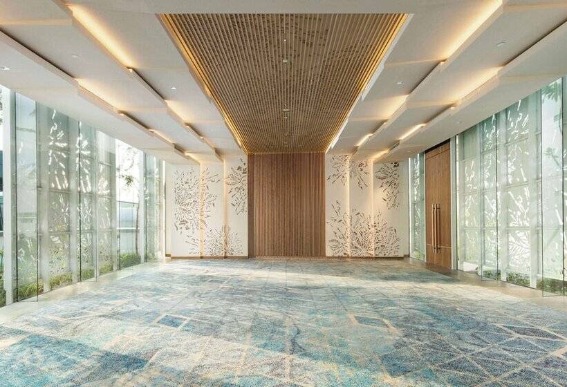 ホテル Doubletree By Hilton Jakarta Bintaro Jaya